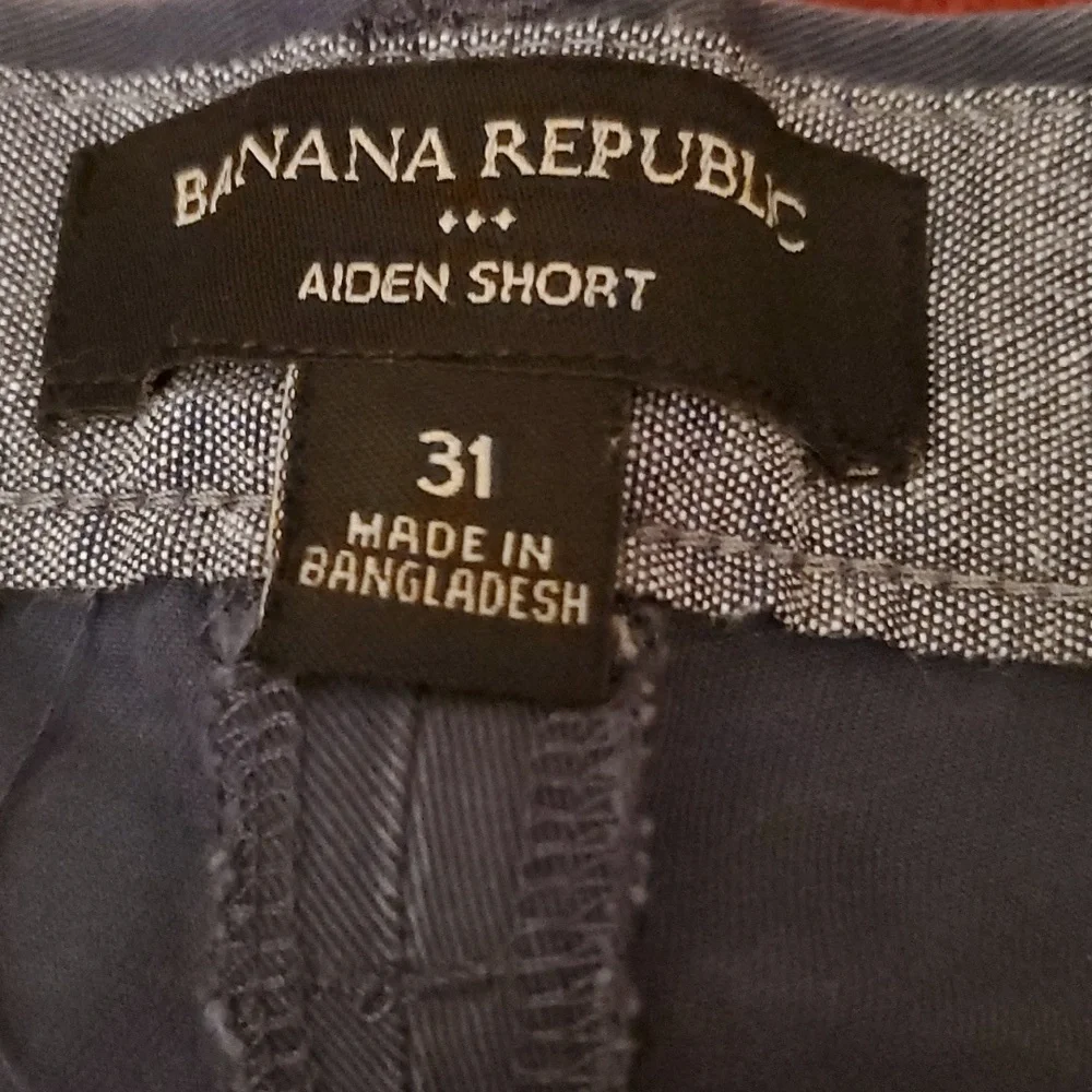 Banana Republic Aiden Men's Blue Khaki Pants - Size 31